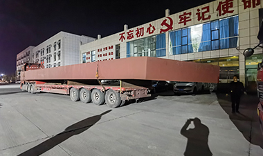 重慶數(shù)據(jù)谷的人行天橋 5.4米寬